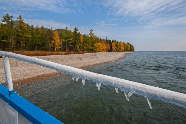 foto-taucher-fotografie-baikalsee-dive-boat-valeriya-27730D1D3-551B-1D27-AF90-5E8D5A482C7F.jpg