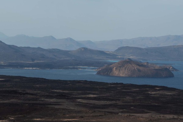 foto-taucher-fotografie-djibouti-panorama-9-lac-du-goubet4F994E7D-9015-A7DD-0084-1B025C412C59.jpg